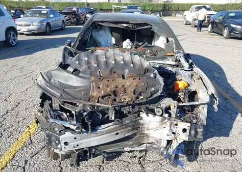 2020 Toyota Camry Se Hybrid z USA, uszkodzony, nr VIN 4T1G31AK6LU528243